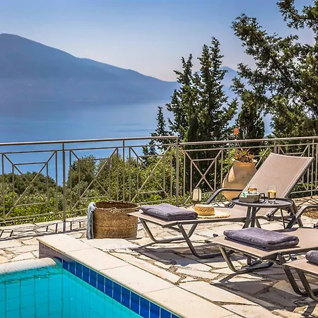 ヴィラ Helios Evretí